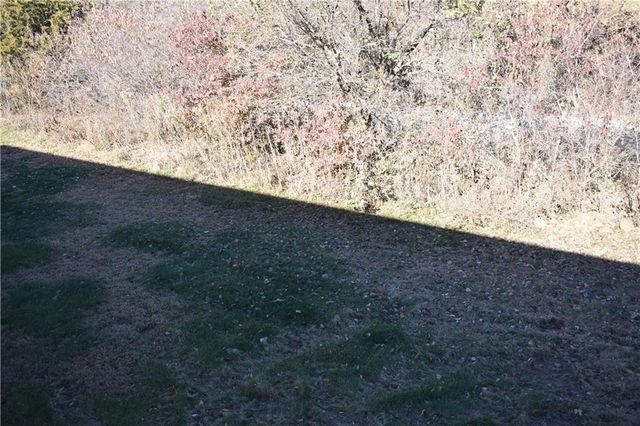 11789 Ridgeway Drive, St Joseph, MO 64505