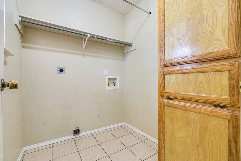 Image 17 of property listing at 5814 Hanover Place, San Angelo, TX 76901