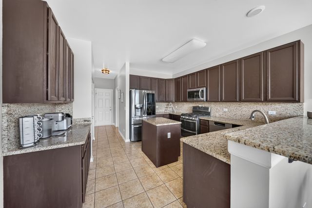 840 Verdi Court, Woodstock, IL 60098