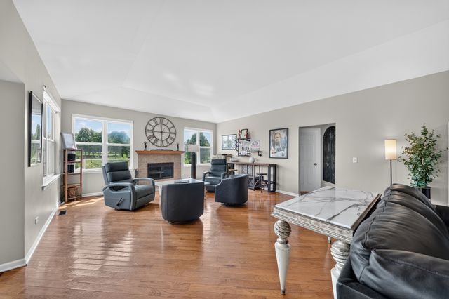 840 Verdi Court, Woodstock, IL 60098