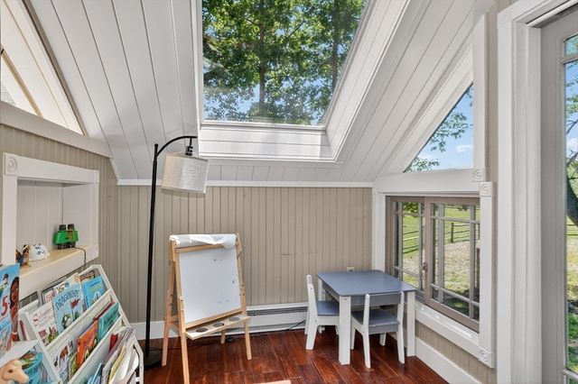 75 South Rd, Pepperell, MA 01463