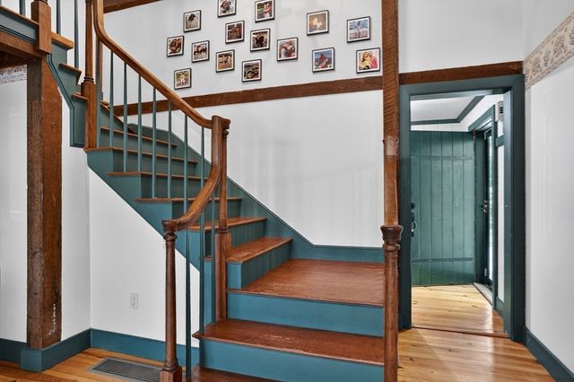75 South Rd, Pepperell, MA 01463
