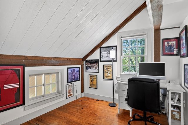 75 South Rd, Pepperell, MA 01463