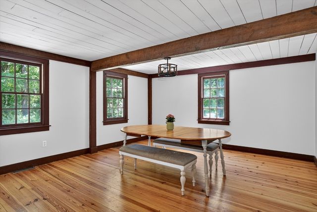 75 South Rd, Pepperell, MA 01463
