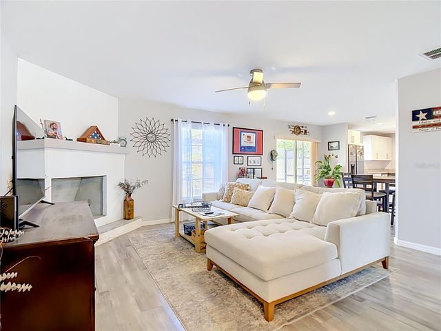 985 N 11TH STREET, Eagle Lake, FL 33839