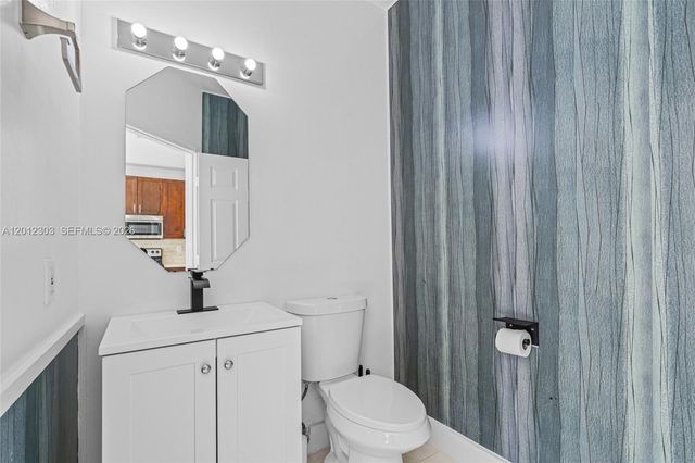 14024 SW 132nd Ave, Miami, FL 33186