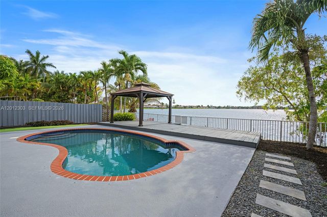 14024 SW 132nd Ave, Miami, FL 33186