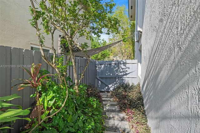 14024 SW 132nd Ave, Miami, FL 33186