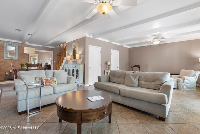 1402 Calhoun Street, Ocean Springs, MS 39564