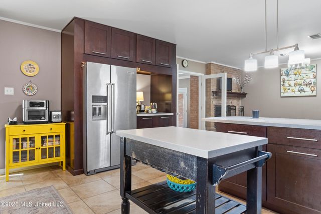 1402 Calhoun Street, Ocean Springs, MS 39564