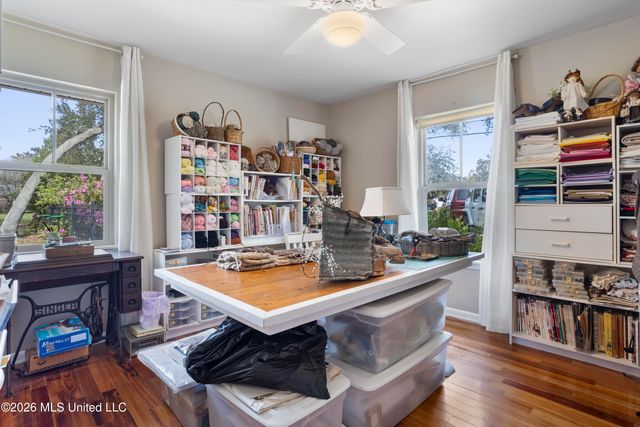 1402 Calhoun Street, Ocean Springs, MS 39564