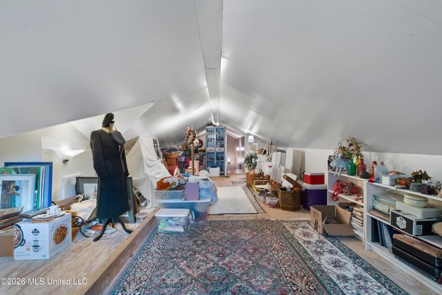 1402 Calhoun Street, Ocean Springs, MS 39564