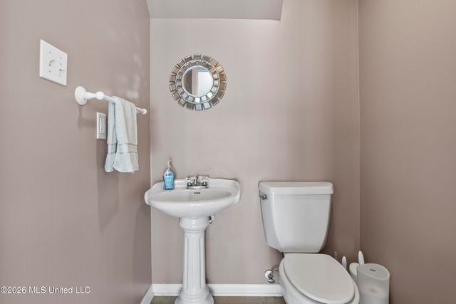 1402 Calhoun Street, Ocean Springs, MS 39564