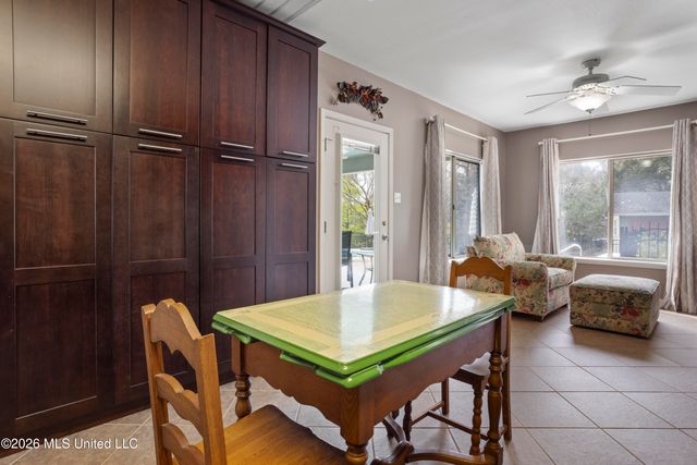 1402 Calhoun Street, Ocean Springs, MS 39564