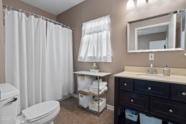 1402 Calhoun Street, Ocean Springs, MS 39564