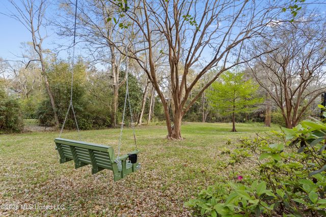 1402 Calhoun Street, Ocean Springs, MS 39564