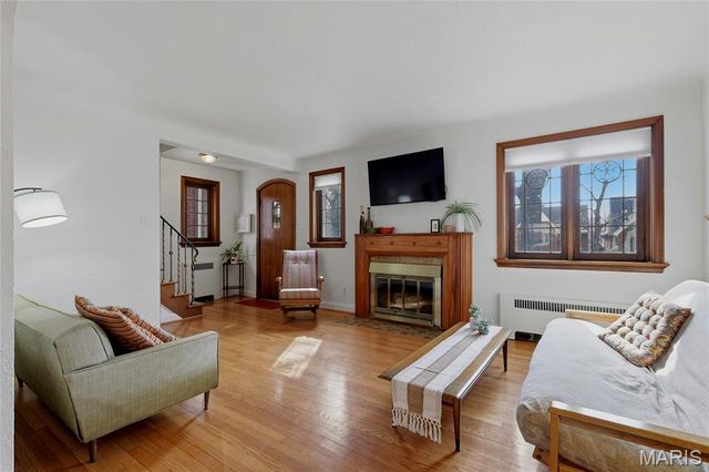 6635 Devonshire Avenue, St Louis, MO 63109