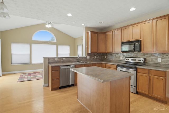 8332 Misty Shore Drive, West Chester, OH 45069