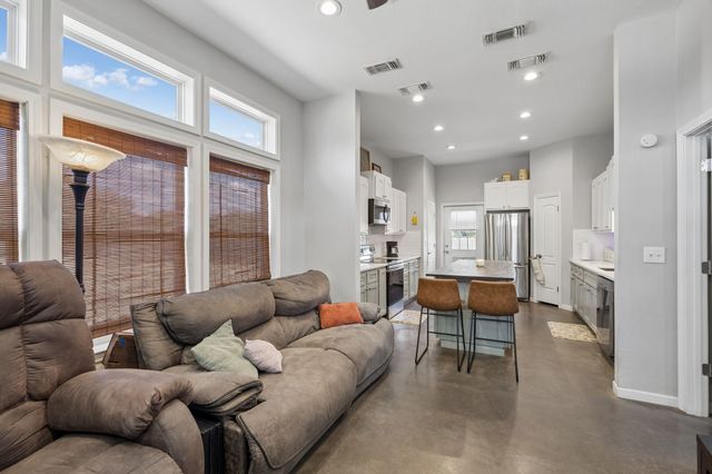 9400 Dickson Road, Fort Worth, TX 76179
