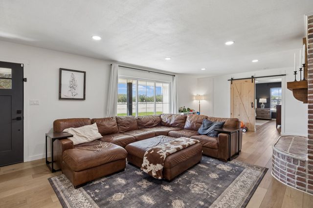 9400 Dickson Road, Fort Worth, TX 76179