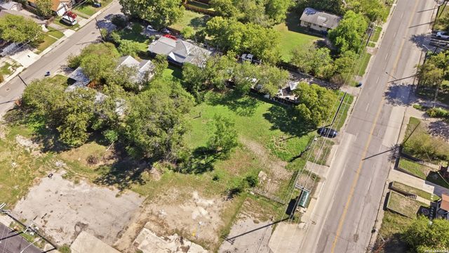 2611 E Commerce St, San Antonio, TX 78203