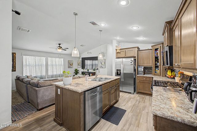 6818 W Villa Street, Phoenix, AZ 85043