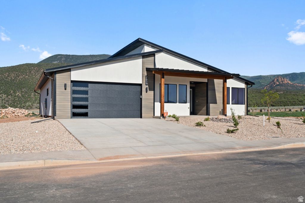 2639 S MANN LN, Cedar City, UT 84720