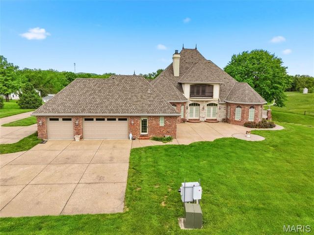2662 N Hwy 79, Elsberry, MO 63343