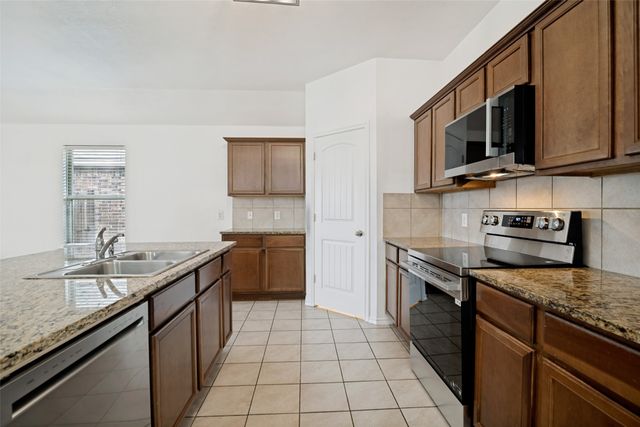 3415 Emerson Road, Forney, TX 75126