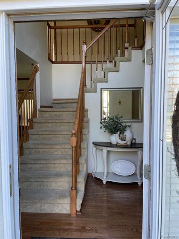 45357 Glengarry Boulevard, Canton, MI 48188