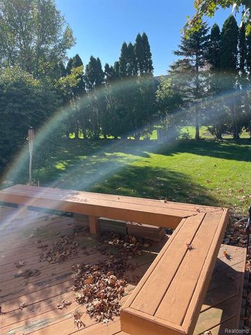 45357 Glengarry Boulevard, Canton, MI 48188