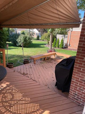 45357 Glengarry Boulevard, Canton, MI 48188