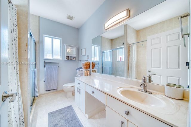 3228 SE 3rd Dr, Homestead, FL 33033