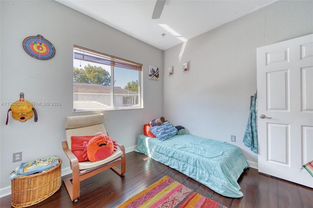 3228 SE 3rd Dr, Homestead, FL 33033