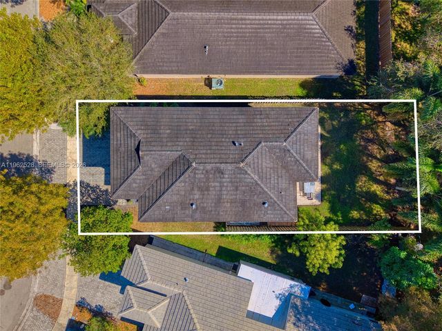 3228 SE 3rd Dr, Homestead, FL 33033