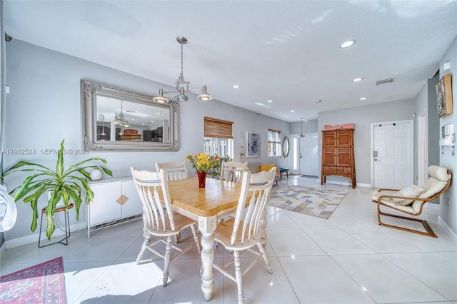 3228 SE 3rd Dr, Homestead, FL 33033