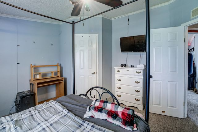 141 Hensen Avenue, Piney Flats, TN 37686
