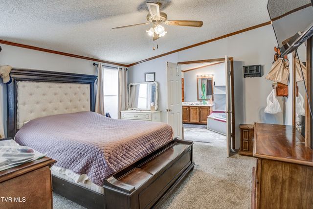 141 Hensen Avenue, Piney Flats, TN 37686