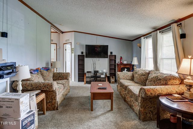 141 Hensen Avenue, Piney Flats, TN 37686
