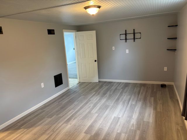 1310 WHITTIER AVE, Winchester, VA 22601