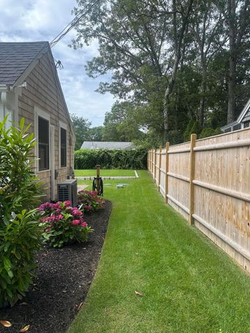 25 Lake Road E, West Yarmouth, MA 02673