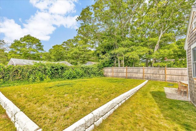 25 Lake Road E, West Yarmouth, MA 02673