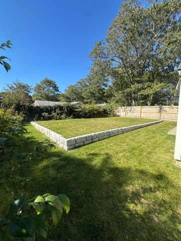25 Lake Road E, West Yarmouth, MA 02673