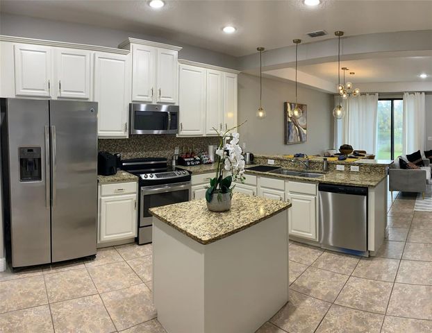 8124 ROSEVILLE ROAD, Davenport, FL 33896