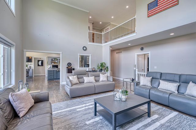 2177 Ledgewood Court, Newburgh, IN 47630