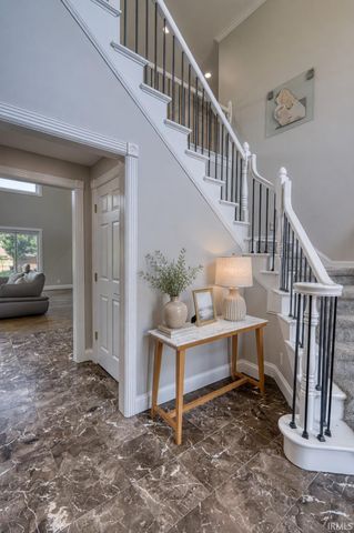 2177 Ledgewood Court, Newburgh, IN 47630