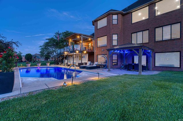 2177 Ledgewood Court, Newburgh, IN 47630