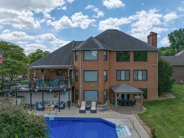2177 Ledgewood Court, Newburgh, IN 47630