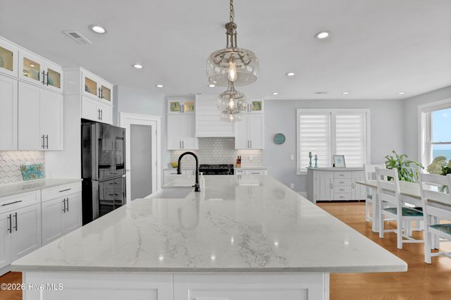 32 Porpoise Place, Sneads Ferry, NC 28460