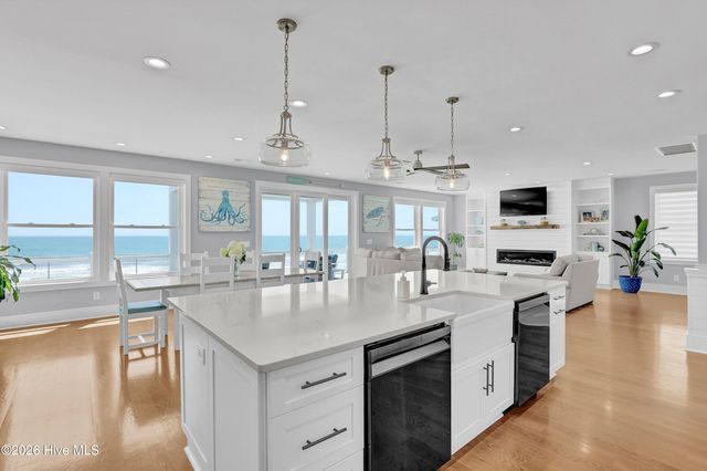 32 Porpoise Place, Sneads Ferry, NC 28460